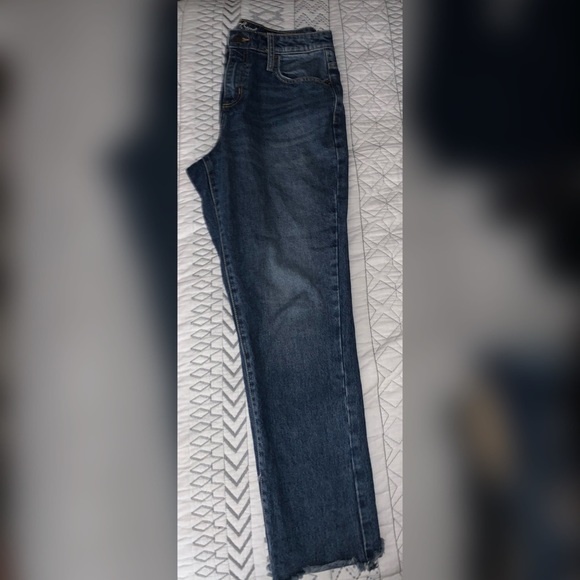 Universal thread high rise jeans - size 6 - Picture 4 of 12